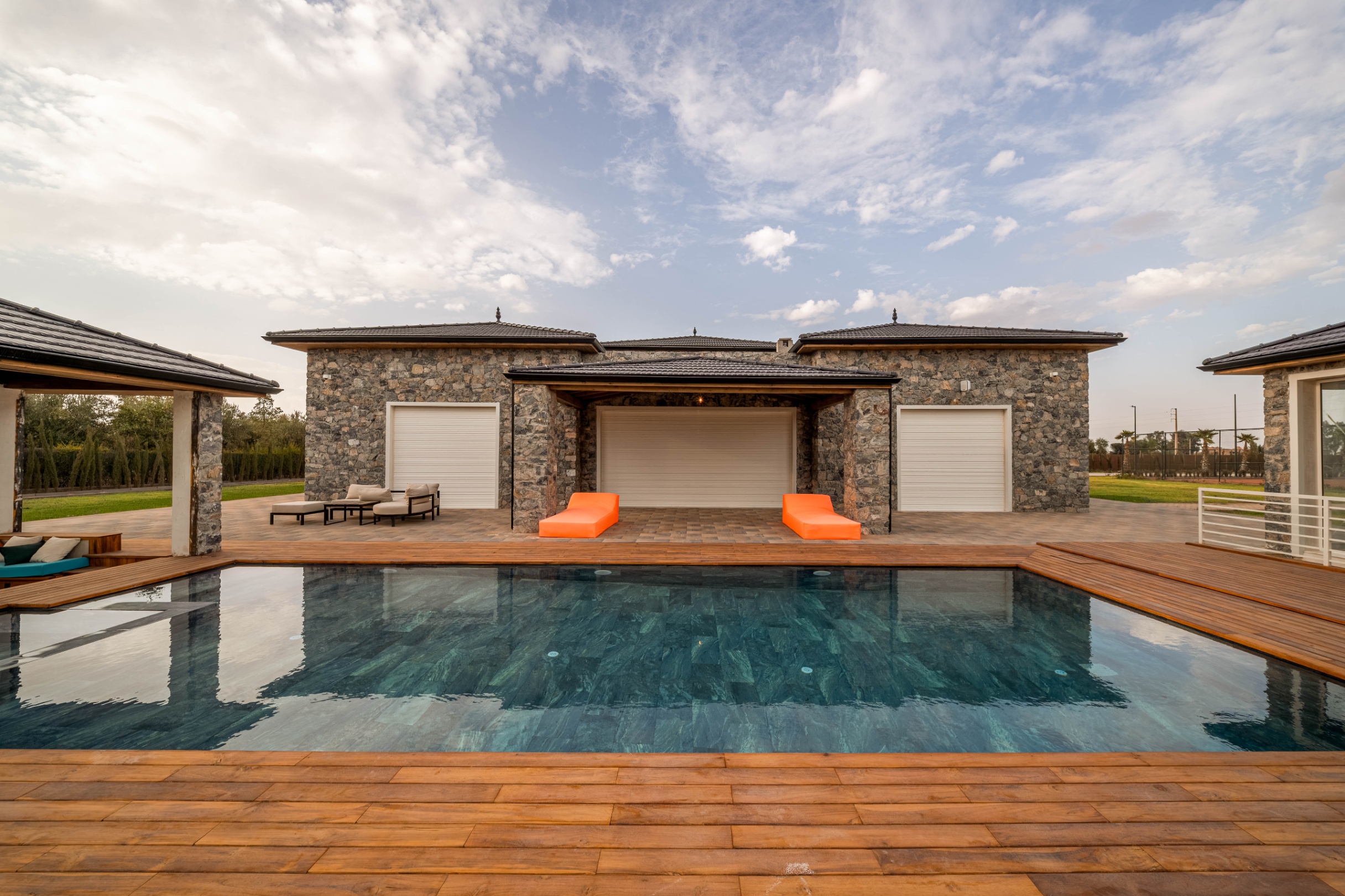 LODGE CONTEMPORAIN SUR LA ROUTE DE L’OURIKA