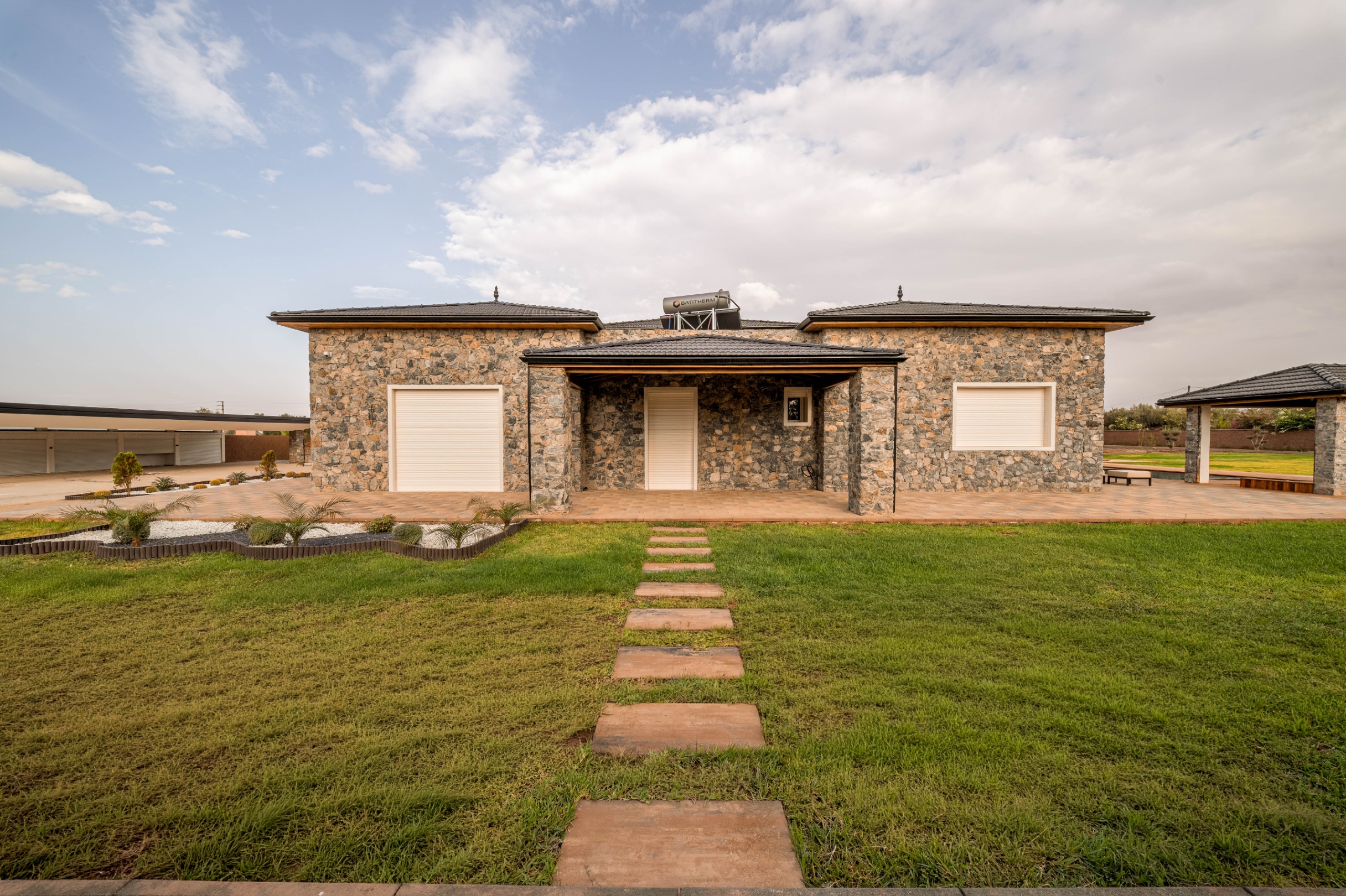 LODGE CONTEMPORAIN SUR LA ROUTE DE L’OURIKA, photo 12