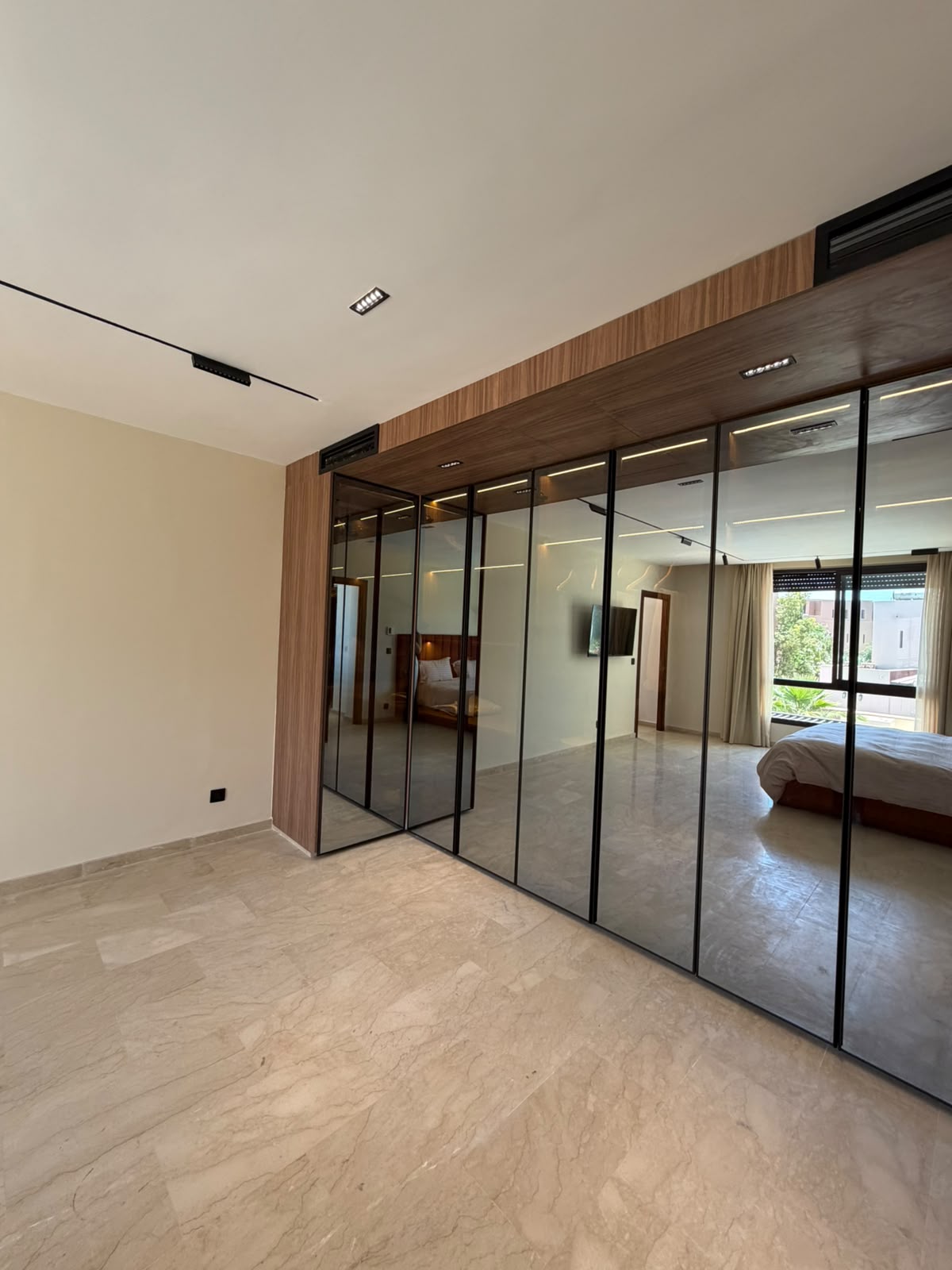 VILLA CONTEMPORAINE DANS UN COMPLEXE GOLFIQUE D’EXCEPTION, photo 11